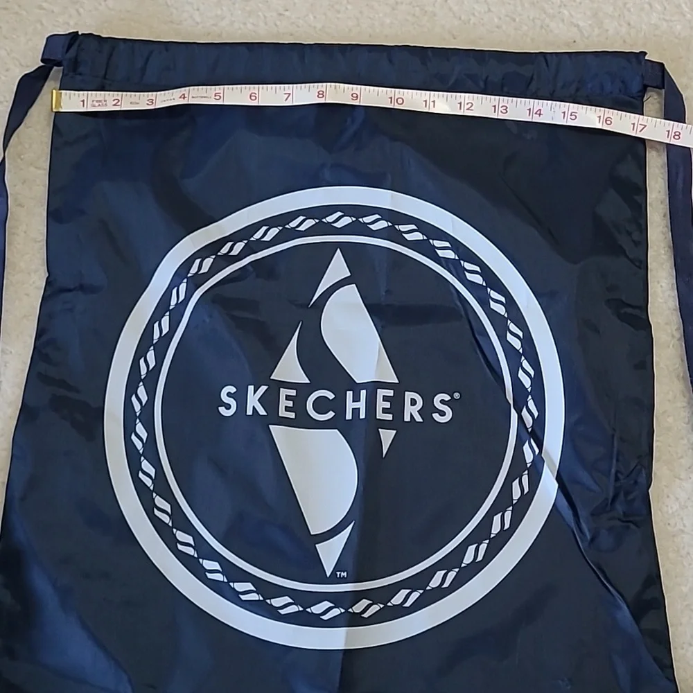 Skechers Navy Drawstring Backpack Bag 17 x 20 Durable Fabric Adjustable Straps